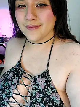 ItsNaiixa online show from 20, 12, 2025