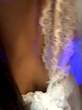 Snapshot of Lily_candy_X chatting on 9, 9, 2025 Lily candy X online show from 9, 9, 2025