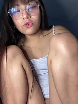 Snapshot of Lily_candy_X chatting on 11, 1, 2025 Lily candy X online show from 11, 1, 2025