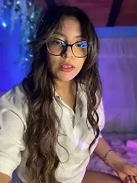 Lily candy X online show from 15, 4, 2026