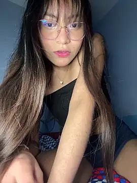 Snapshot of Lily_candy_X chatting on 7, 12, 2024 Lily candy X online show from 7, 12, 2024