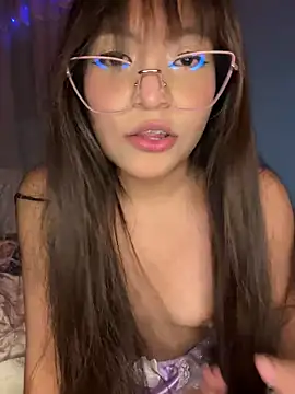 Snapshot of Lily_candy_X chatting on 11, 3, 2025 Lily candy X online show from 11, 3, 2025