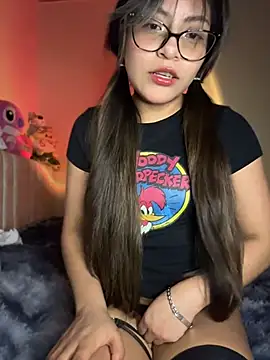 Lily candy X online show from 16, 5, 2026