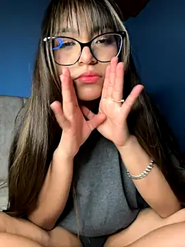 Snapshot of Lily_candy_X chatting on 16, 10, 2025 Lily candy X online show from 16, 10, 2025