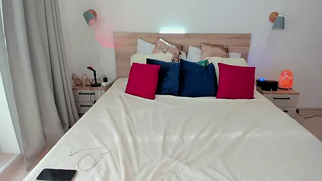 KateRedgar online show from 3, 10, 2025