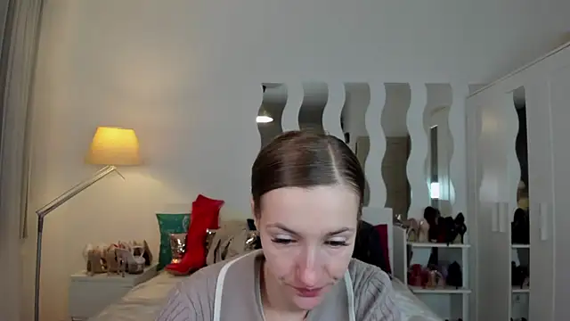 KateRedgar online show from 21, 3, 2025