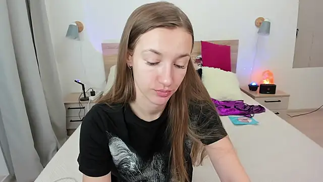 Snapshot of KateRedgar chatting on 24, 2, 2026 KateRedgar online show from 24, 2, 2026