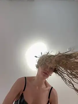 Snapshot of KateRedgar chatting on 16, 2, 2026 KateRedgar online show from 16, 2, 2026