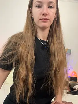 Snapshot of KateRedgar chatting on 2, 2, 2026 KateRedgar online show from 2, 2, 2026