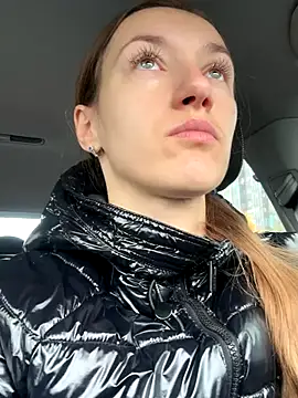 KateRedgar online show from 2, 11, 2025