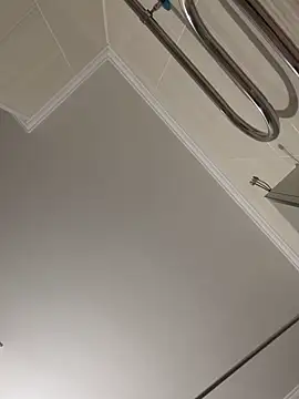 Snapshot of KateRedgar chatting on 6, 3, 2026 KateRedgar online show from 6, 3, 2026