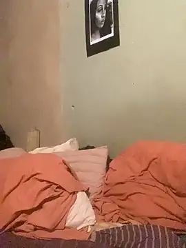 Moorella1 online show from 28, 10, 2025