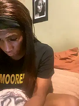 Moorella1 online show from 17, 11, 2025