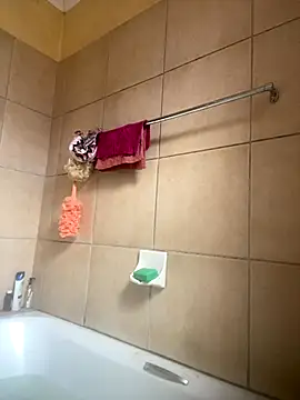 Moorella1 online show from 17, 10, 2025