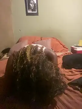 Moorella1 online show from 13, 12, 2025