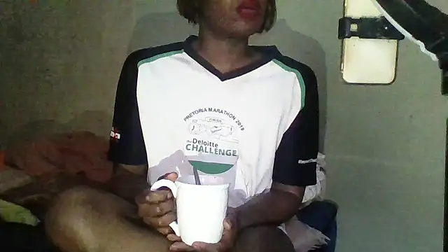 Moorella1 online show from 28, 9, 2025