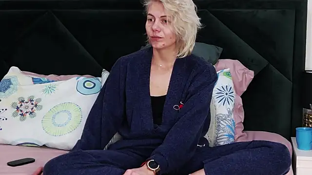 tanyagrey online show from 4, 3, 2026