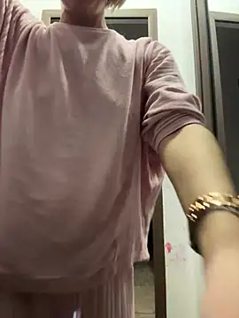 tanyagrey online show from 4, 11, 2025