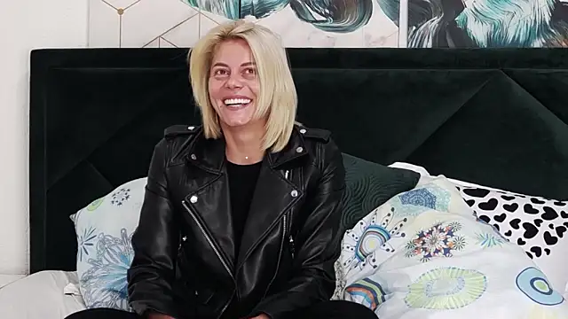 tanyagrey online show from 17, 4, 2026