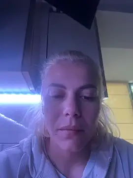 Snapshot of tanyagrey chatting on 28, 5, 2026 tanyagrey online show from 28, 5, 2026