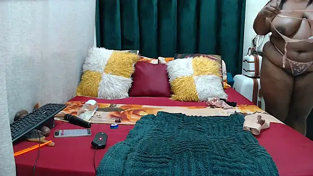 GaggingQueenxx online show from 9, 9, 2025