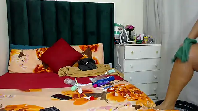 GaggingQueenxx online show from 26, 11, 2025