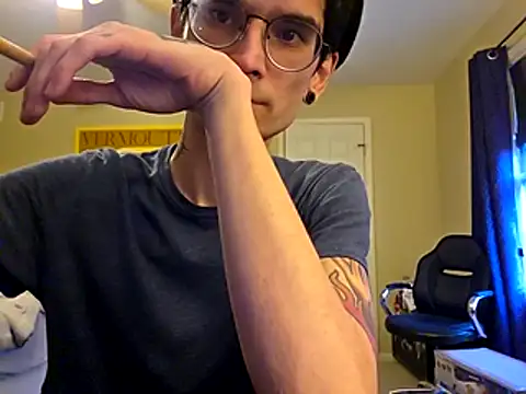 Migaruo online show from 14, 4, 2026