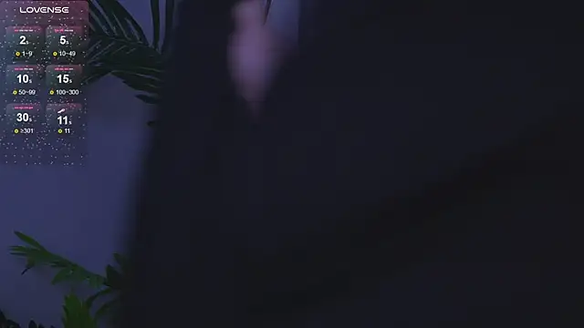 Snapshot of Mia__Peach chatting on 9, 3, 2025 Mia Peach online show from 9, 3, 2025