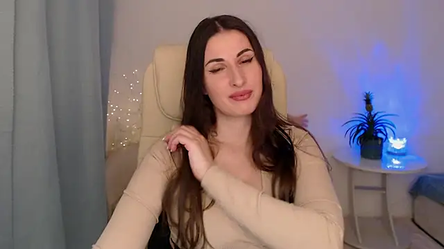 MaryMalory11 online show from 2, 3, 2025