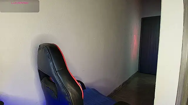 Snapshot of colinbrown chatting on 2, 2, 2026 colinbrown online show from 2, 2, 2026