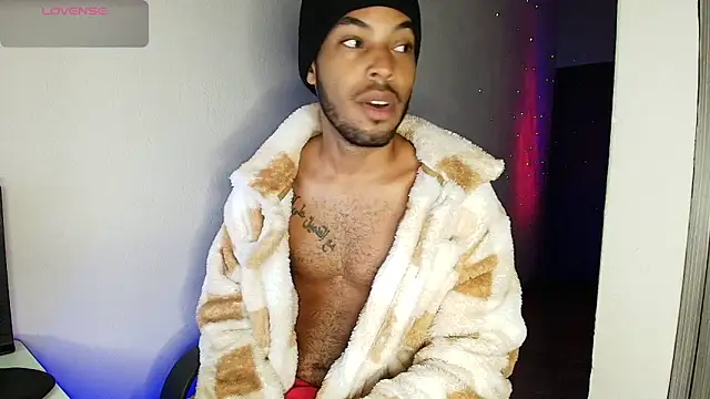 Snapshot of colinbrown chatting on 3, 2, 2026 colinbrown online show from 3, 2, 2026