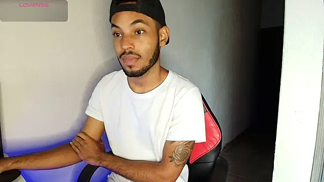 Snapshot of colinbrown chatting on 14, 2, 2026 colinbrown online show from 14, 2, 2026