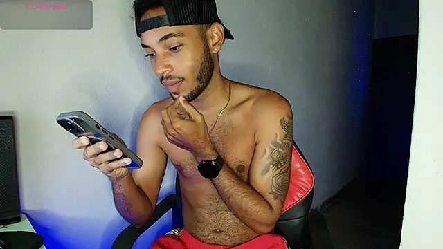 Snapshot of colinbrown chatting on 4, 2, 2026 colinbrown online show from 4, 2, 2026