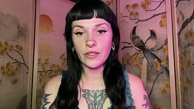 Snapshot of Marcelinegoddess chatting on 4, 6, 2026 Marcelinegoddess online show from 4, 6, 2026