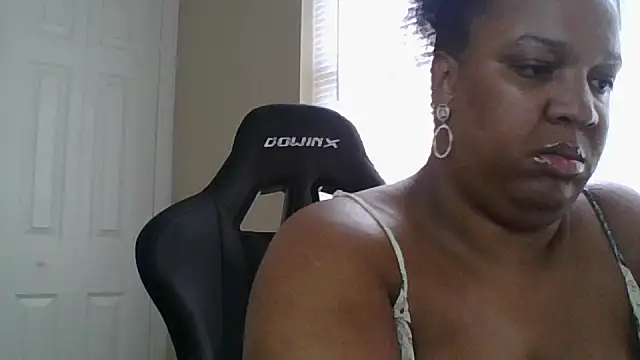 Badgirlbrittt online show from 3, 10, 2025