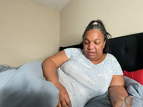 Badgirlbrittt online show from 8, 3, 2025