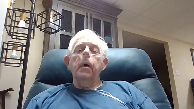 Snapshot of bootlegmanz chatting on 17, 6, 2026 bootlegmanz online show from 17, 6, 2026