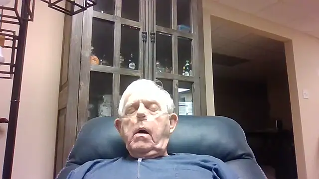 Snapshot of bootlegmanz chatting on 8, 7, 2026 bootlegmanz online show from 8, 7, 2026