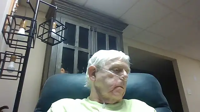 Snapshot of bootlegmanz chatting on 3, 7, 2026 bootlegmanz online show from 3, 7, 2026