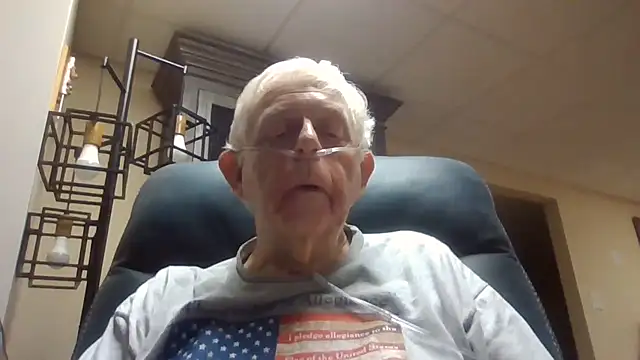 Snapshot of bootlegmanz chatting on 20, 6, 2026 bootlegmanz online show from 20, 6, 2026