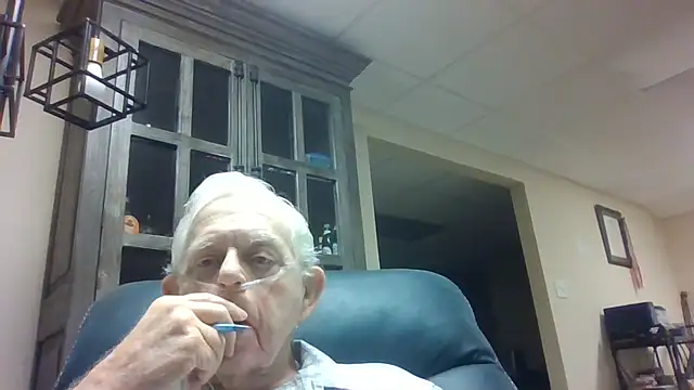 Snapshot of bootlegmanz chatting on 7, 7, 2026 bootlegmanz online show from 7, 7, 2026