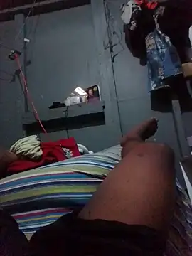 Algenis1232 online show from 25, 10, 2025