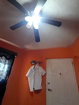 miicheele32 online show from 19, 2, 2025