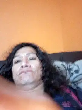 miicheele32 online show from 3, 12, 2025