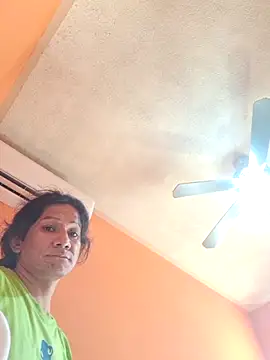 miicheele32 online show from 18, 10, 2025