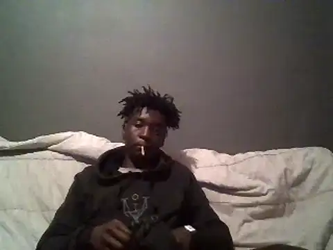 Snapshot of SmallGoodNutts chatting on 5, 2, 2025 SmallGoodNutts online show from 5, 2, 2025