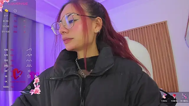 sophiecherry  online show from 4, 3, 2025