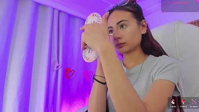 sophiecherry  online show from 11, 3, 2025