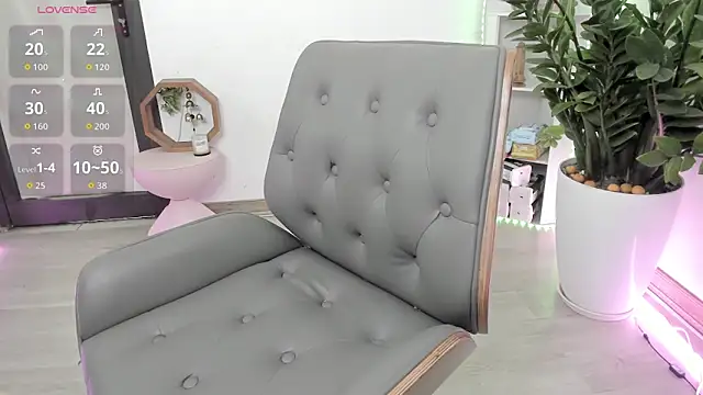 Snapshot of Zem-Fortunately chatting on 13, 2, 2026 Zem-Fortunately online show from 13, 2, 2026