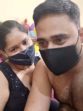 Snapshot of IND_COUPLE1 chatting on 24, 2, 2025 IND COUPLE1 online show from 24, 2, 2025